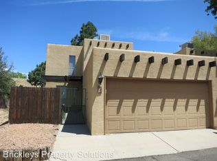8 Calle Olas Altos NE, Albuquerque, NM 87109