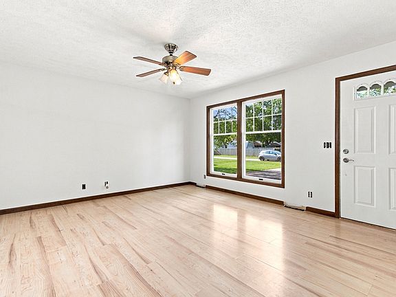 2nd image of 335-337 1st St