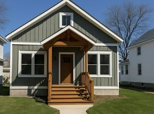 29 Loomis Bay Rd, Ashville, NY 14710