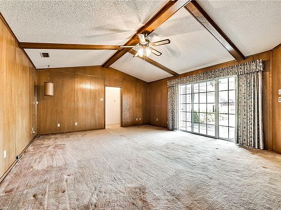 4th image of 2634 Beverly Hills Ln