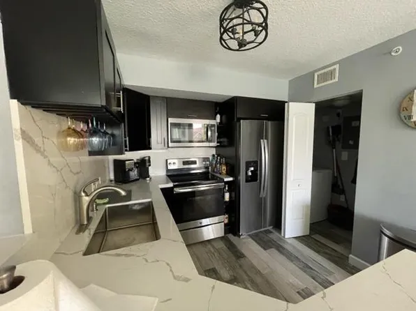 110 Villa Circle #110, Boynton Beach, FL 33435