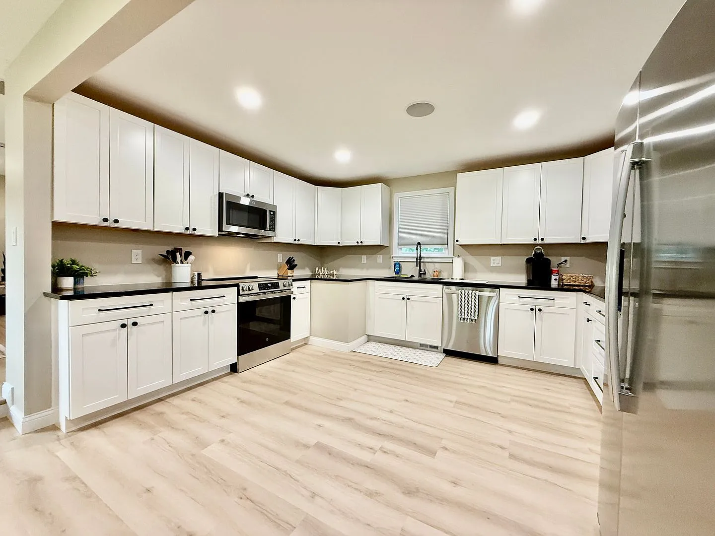 Brand new remodeled home in Monroe! — Photo 2