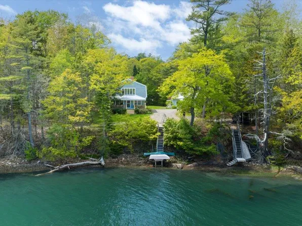 51 Four Wheel Drive, Brunswick, ME 04011