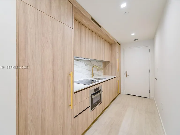 77 SE 5th St #2604 — Photo 8