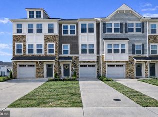 10939 Drummond Pl, White Plains, MD