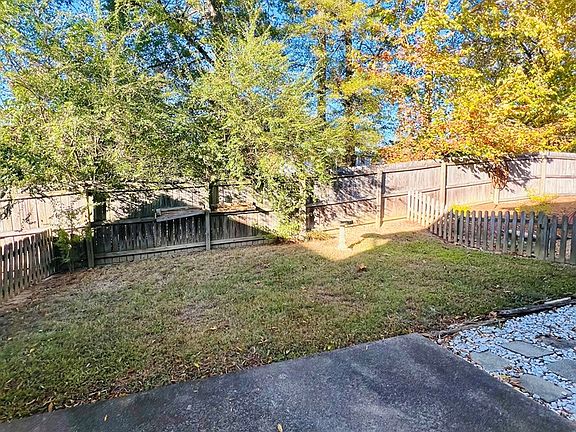 5th image of 540 Hamilton Way