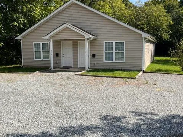317 E Gilbreath St, Graham, NC 27253