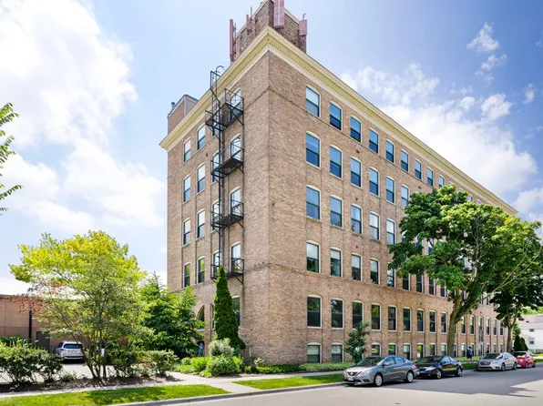 123 N Blount St APT 602, Madison, WI 53703
