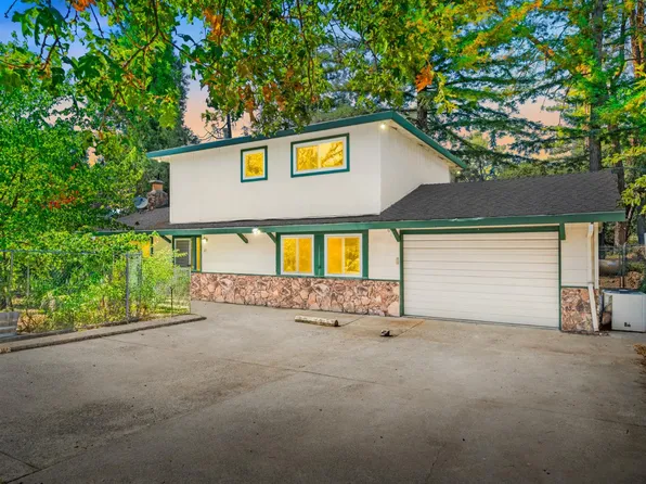 115 Martindale Ln, Auburn, CA 95603