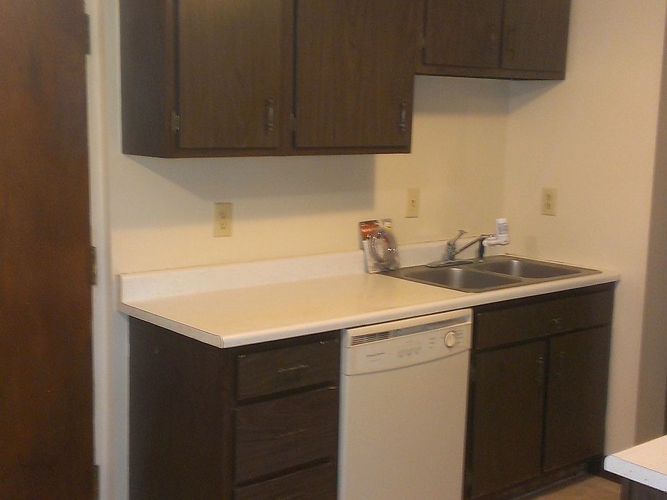 2nd image of 2507 Nassau Dr