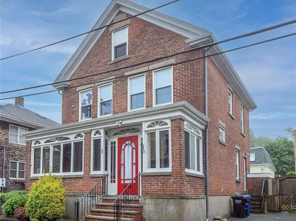 3 Bush St, Newport, RI 02840