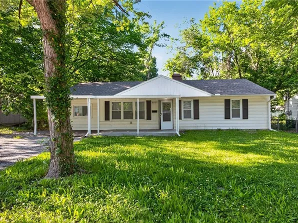 8212 E 111th Ter, Kansas City, MO 64134