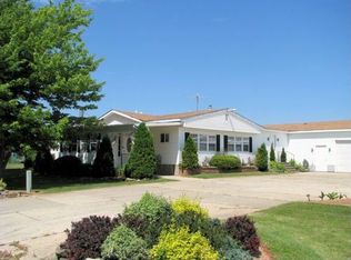 9875 State Line Rd, Albion, PA 16401