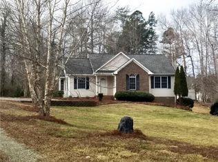 6925 Stillhope Ln, Liberty, NC 27298