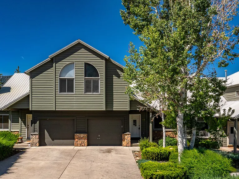 15 Sagewood Ct — Photo 3