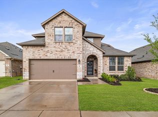681 Coleman St, Aubrey, TX 76227