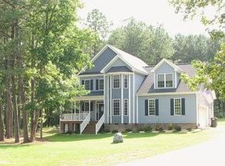 8001 Kingsdale Dr, Willow Spring, NC 27592