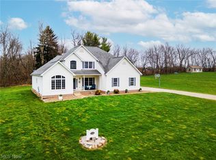 49510 Woodland Dr, East Liverpool, OH 43920