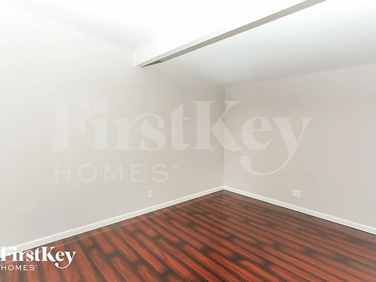 6237 Rassler Ave — Photo 10