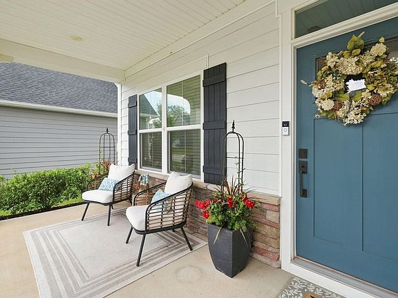 4th image of 303 Wyandot Way