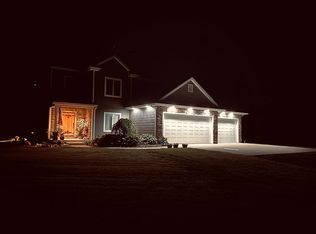 6295 E Division Rd, Angola, IN 46703