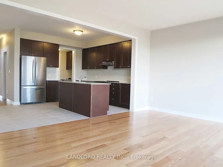 1189 Cactus Cres — Photo 10