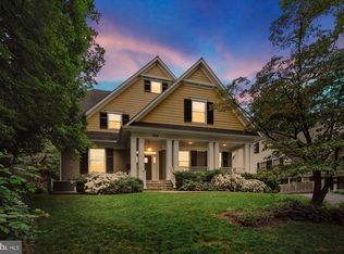 5718 Huntington Pkwy, Bethesda, MD 20814