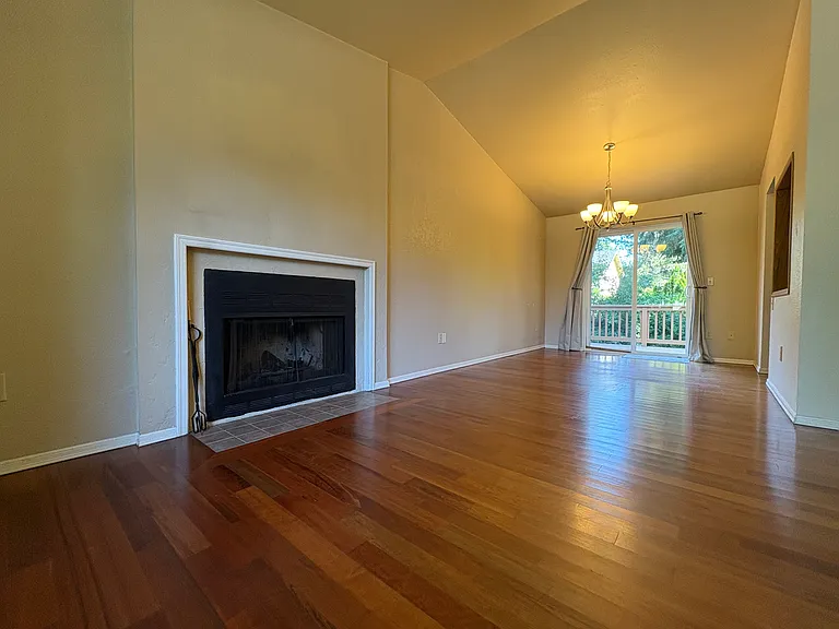 16205 NE 107th Ct — Photo 8