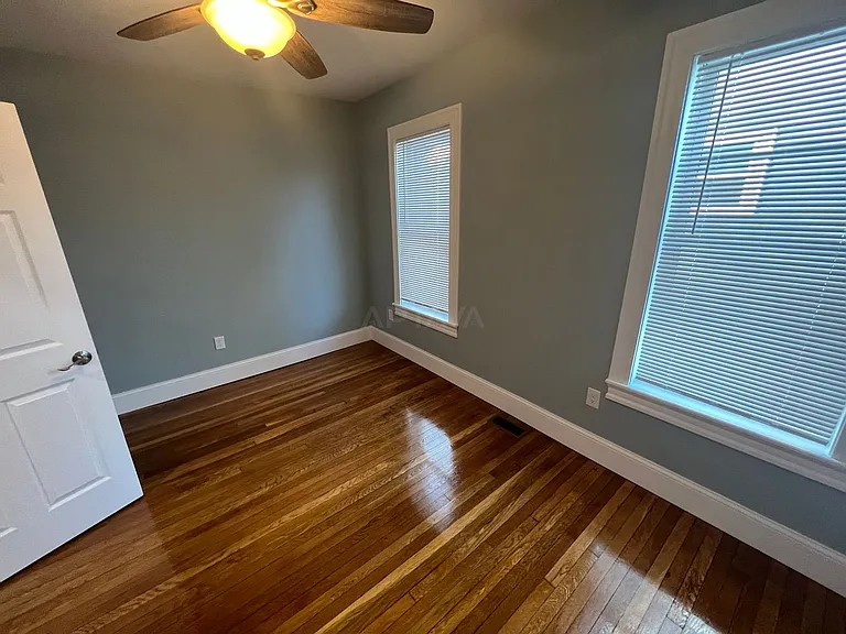 366 Highland Ave #1 — Photo 13
