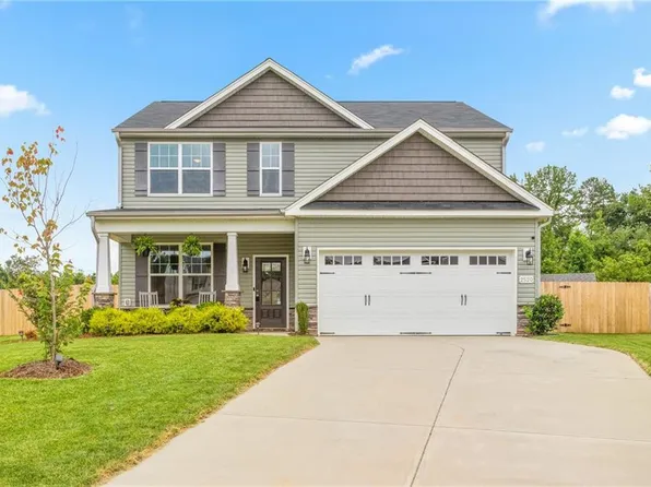 2520 Trackers Ct, Graham, NC 27253