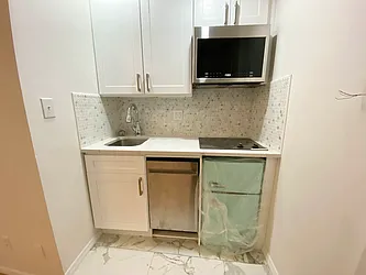 Rented by J PRESTON AND ASSOCIATES INC