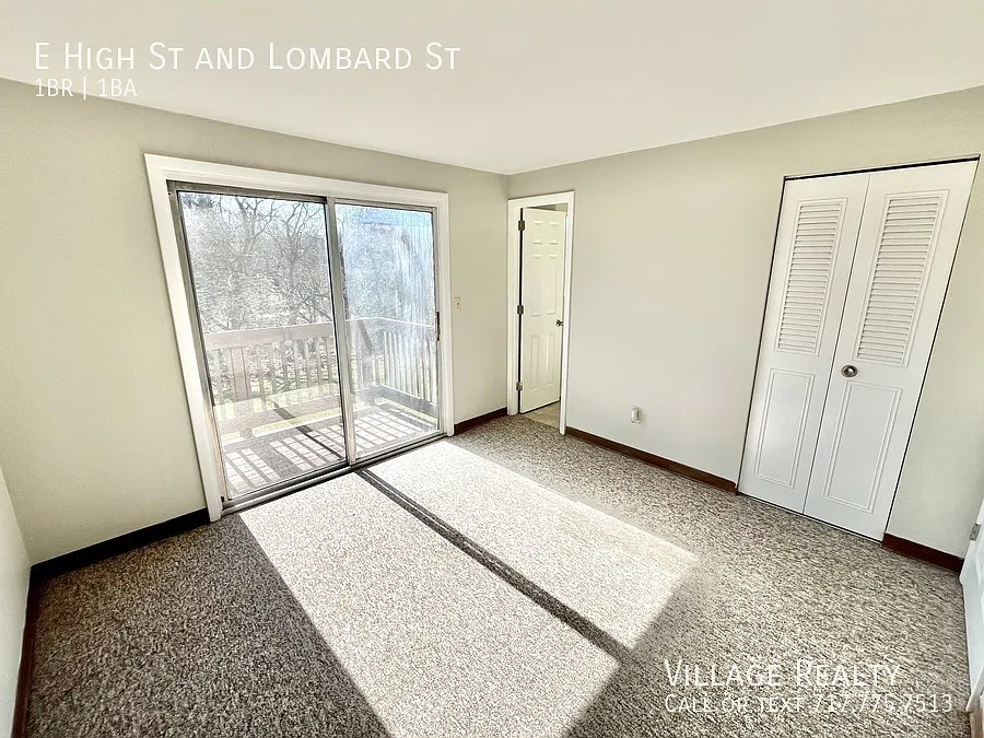 Budget-friendly 1-Bed apartment with balcony and off-street parking! — Photo 2