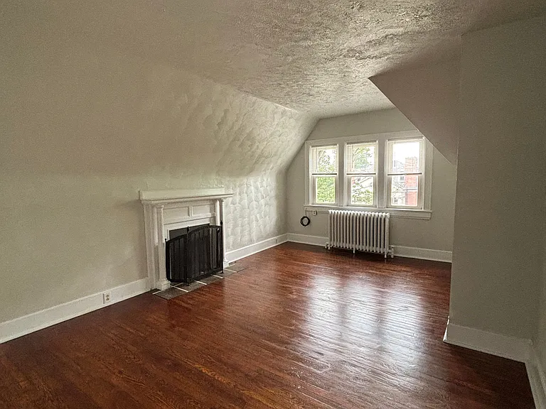 425 N Main St #3F — Photo 10
