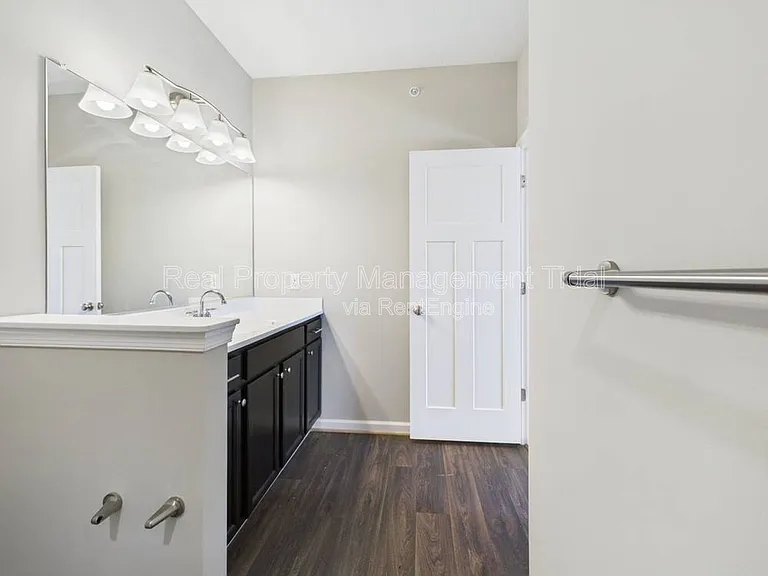 604 Kathy Ann Way — Photo 13