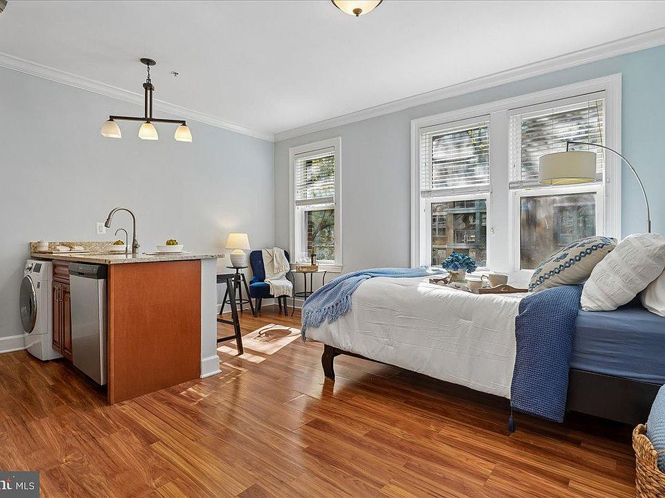 1st image of 1121 24th St NW APT 309