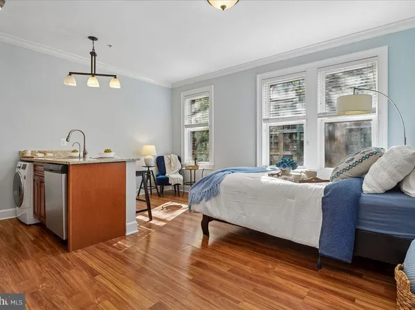 1121 24th St NW APT 309, Washington, DC 20037
