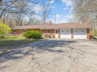 16000 S Huron River Dr, Romulus, MI 48174