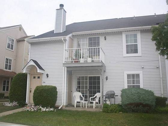 1st image of 791 E Parker St
