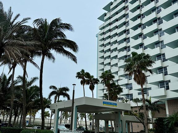 3rd image of 2899 Collins Avenue #1235