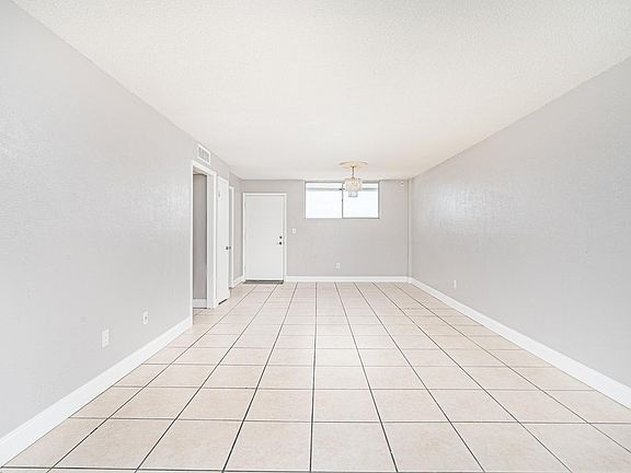 3rd image of 2727 N Atlantic Ave #519