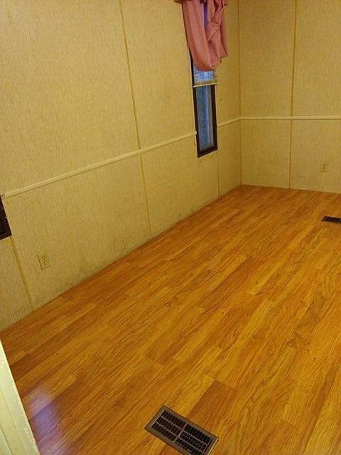 2nd image of 4400 Irish Mountain Rd