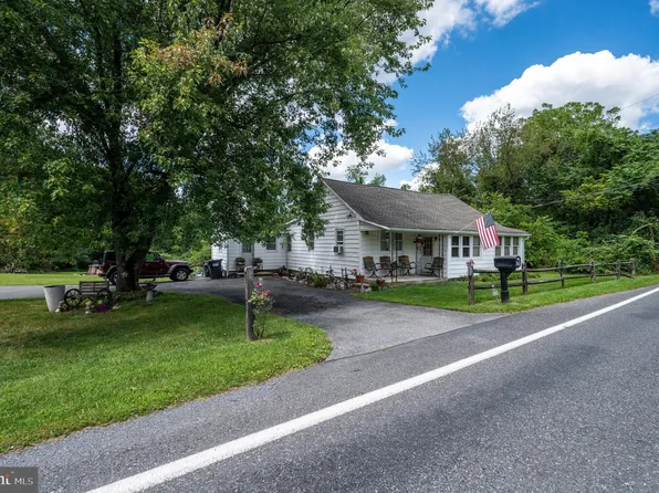 96 Hard Hill Rd, Hamburg, PA 19526