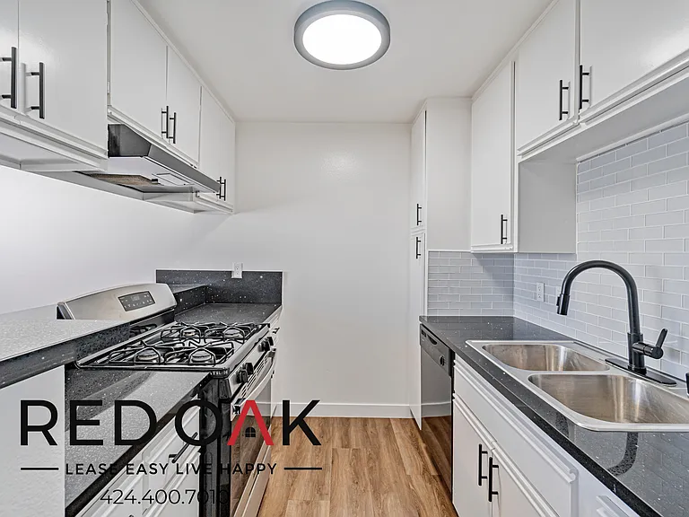 1214 W Gardena Blvd #6 — Photo 12