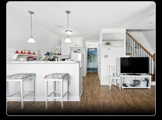 222 Sandpebble Pl, Surfside Beach, TX 77541