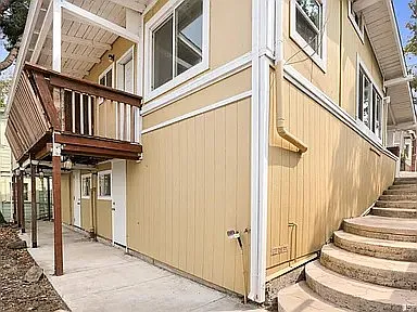 568 Alhambra St — Photo 20