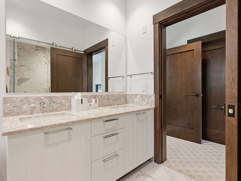 46 Beach Club Dr #901 — Photo 26