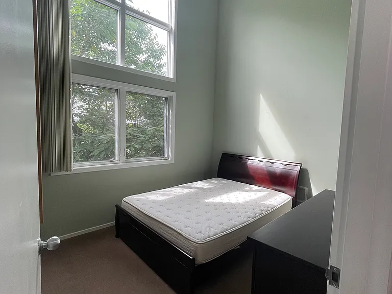 182 Gay St #305 — Photo 10
