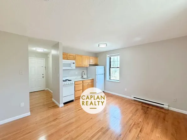 1407 Chapel St #7, New Haven, CT 06511
