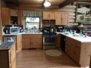 530 Rolling Hills Dr, Yankton, SD 57078