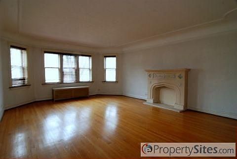 3rd image of 122 S East Ave APT 2